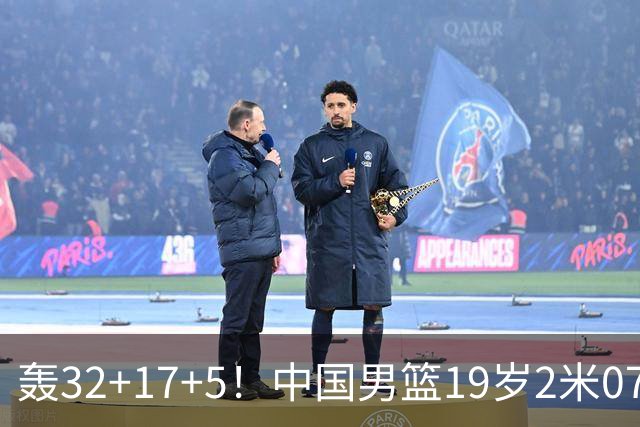 轰32+17+5！中国男篮19岁2米07新星闪耀：广东未来内线支柱？